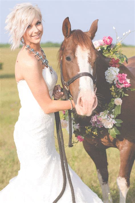 Cowgirl Wedding Dresses To Walk Down The Aisle In Cowgirl Wedding Dress Cowgirl Wedding