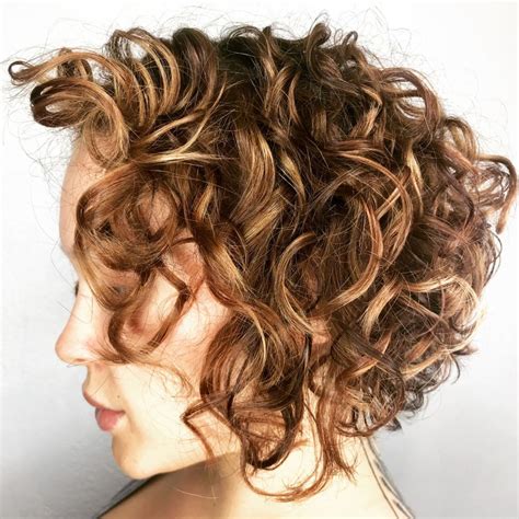 Most Delightful Short Wavy Hairstyles Curled Bob Hairstyle Messy