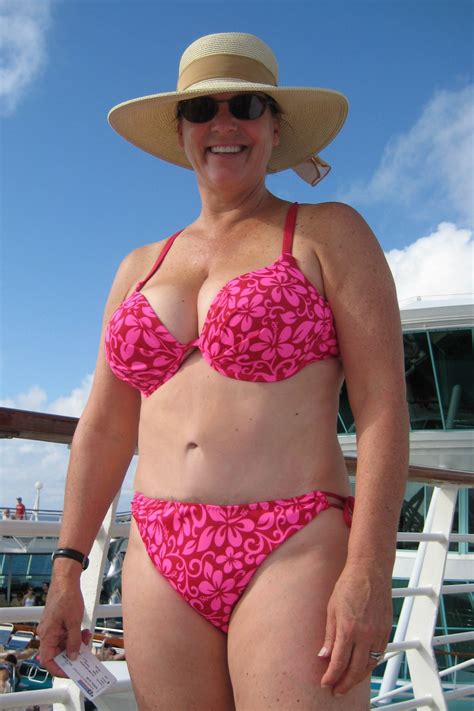 Sexy Beach Grans Big Sexy Granny Beach Breasts Stop Just Looking