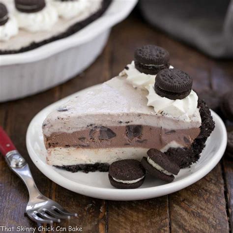 Layered Ice Cream Pie With Chocolate Cookie Crust That Skinny Chick