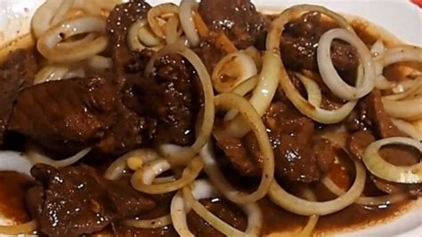 Reviewed by millions of home cooks. BISTEK TAGALOG (Filipino Beef Steak) | KeepRecipes: Your ...