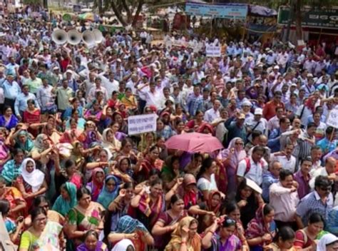 Politics Over Teachers Strike In Odisha Sambad English