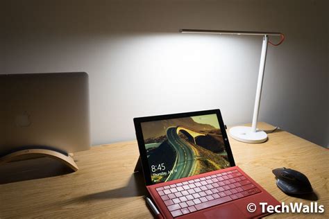 Xiaomi Smart Led Desk Lamp Review A Connected Lamp With Minimalist Design