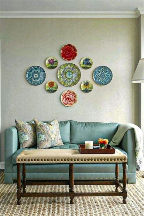 Lovely And Cool Living Room Wall Decor Design Ideas