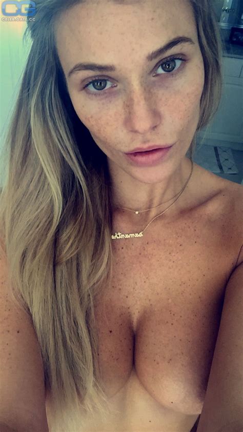 Samantha Hoopes Nude Pictures Photos Playboy Naked Topless Fappening