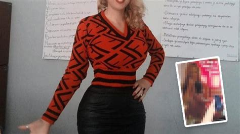 Skandal Bosnische Lehrerin Fotografiert Sich Nackt In Der Schule