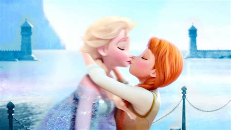 Elsa And Anna La Reine Des Neiges Disney Femslash Photo