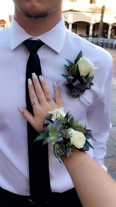 Top 30 Prom Corsage And Boutonniere Set Ideas For 2020 Show Me Your Dress
