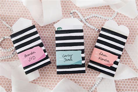 Omg These Wedding T Card Sleeves Are The Cutest Diy Ever