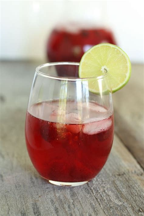This great limeade recipe is made with lime, sugar, seltzer water. Raspberry Limeade | Drinks alcohol recipes, Yummy drinks ...