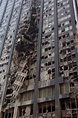 911事件中双子塔只是被撞了顶部，为什么整座大楼会坍塌？ - 知乎