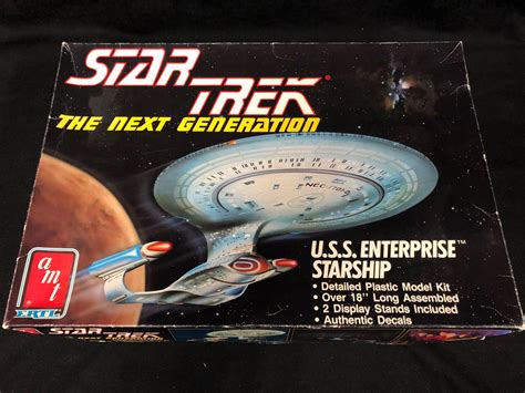 Amt Star Trek The Next Generation Uss Enterprise Starship Model Kit