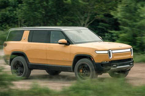 Review 2023 Rivian R1s Electrifies The Adventure Suv