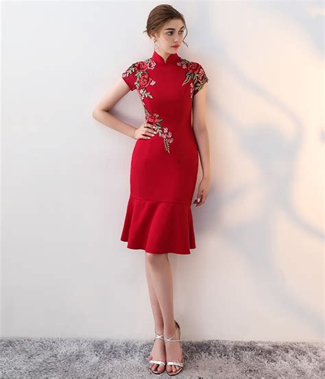 2018 Chinese Fashion Evening Party Embroidery Modern Cheongsam Qipao Dress In Cheongsams From