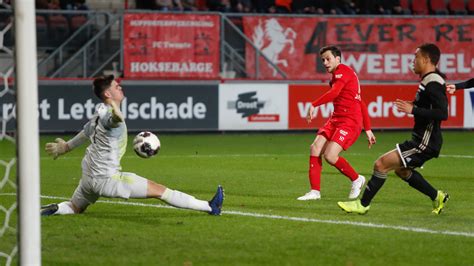 Football fans can watch this fixture on a live streaming service if this match is featured in the schedule referenced above. Jong Ajax vs FC Twente Enschede Betting Tips 19/04/2019