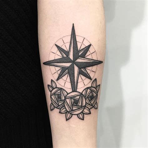 Compass And Flowers By Hugo Tattooer