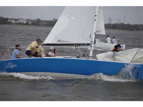 Sailboat and sailing yacht searchable database with more than 8,000 sailboats from around the world including sailboat photos and drawings. Sailboat For Sale: J24 Sailboat For Sale