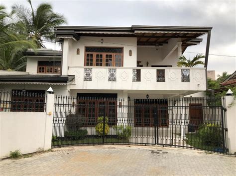 Villa Luxury House Katubedda Sri Lanka