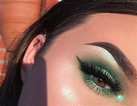 Emerald Green Gem Smoky Inspired Makeup Look Makeupideaspink