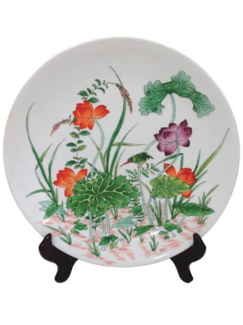 Chinese Porcelain Hand Painted Plate Amiska