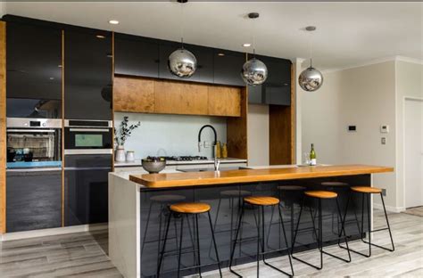 Huapai's kitchen and laundry - GJ Kitchens - Auckland kitchens, New