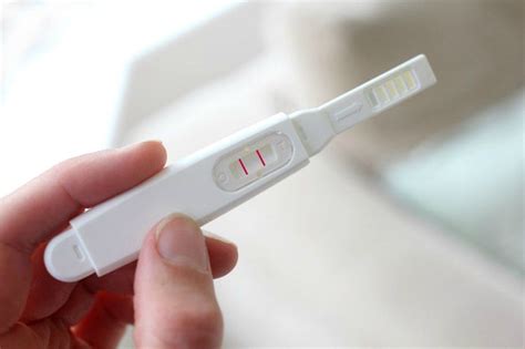Test De Embarazo Positivo O Tenue Estoy Embarazada