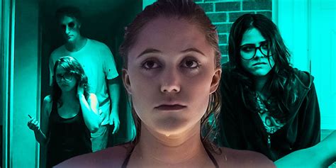 It Follows Every Form The Entity Takes Screen Rant