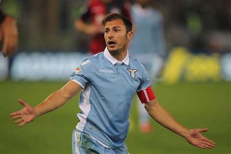 Lazio posizione 58 in seria a valore di mercato 1.5 m controlla il suo profilo , le statistiche e l'analisi del potenziale calcistico. Lazio, Radu: "Sarà un derby da Champions"