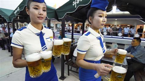 Hundreds Turn Up For North Koreas First Beer Festival In 2020 North Korea Beer Festival Korea