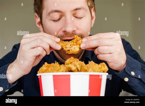 Hungry Fast Food Hi Res Stock Photography And Images Alamy
