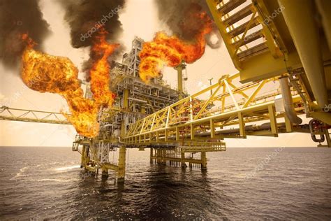 Offshore Olie En Gas Vuur Geval Of Een Nood Geval In Warme