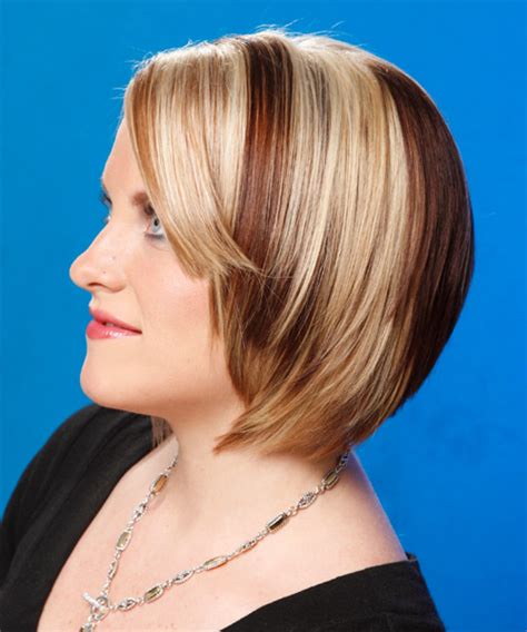 Dirty blonde highlighted balayage on bob. Medium Straight Light Blonde Bob Haircut with Dark ...