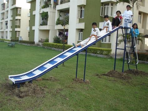 Fibreglass Slide With Frp Rollers For Playground At Best Price In