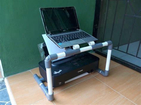 Cara membuat meja lipat untuk komputer. Meja Laptop Nggak Perlu Beli, Kamu Bisa Buat Sendiri ...