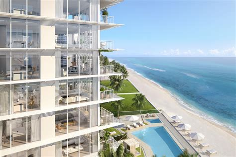 Palm Beachs First New Oceanfront Condo In Over A Decade Tops Out