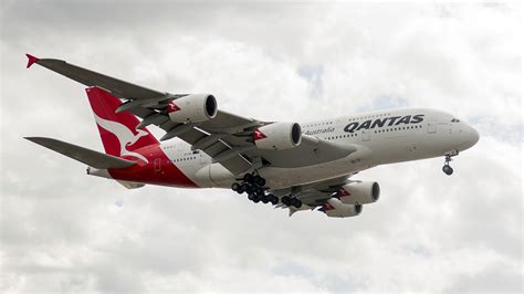 Qantas Eyes Larger Airbus A350 Jet For Sydney London Flights