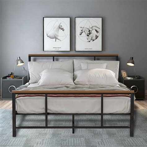 Metal Platform Bed For Under Bed Storage Queen Size Bed Frame With
