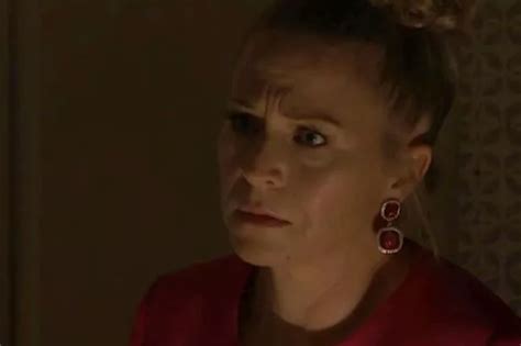 Eastenders Viewers Left Divided As Linda And Max Have Sex After Micks