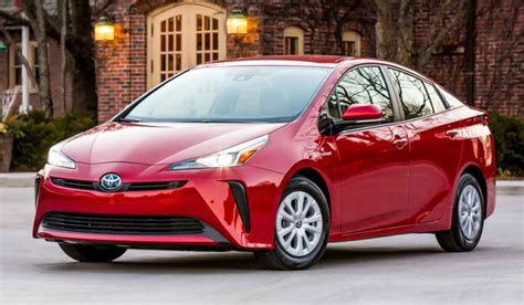 Whats New 2022 Toyota Prius Review Toyota Suv Models