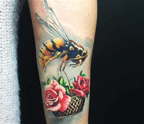 Aggregate More Than 74 Bee Tattoo With Flowers Latest Ineteachers