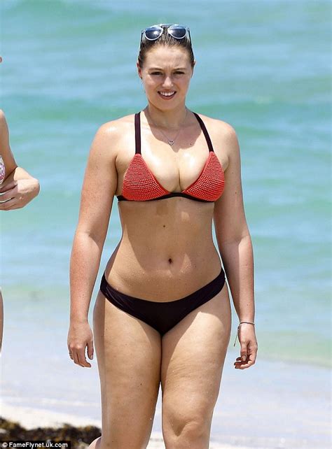 Iskra Lawrence Shows Off Her Incredible Hourglass Figure In A Sizzling