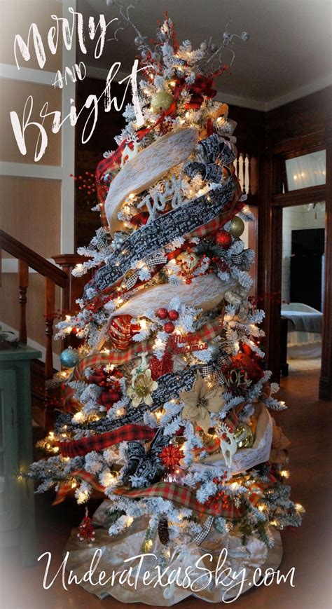 Bring the holiday season's snowy charm indoors! Rustic Christmas Tree Decor