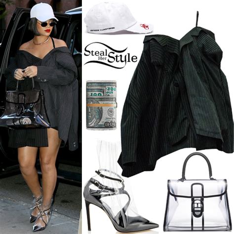 Rihanna S Clothes And Outfits Steal Her Style Page 7