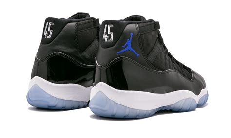 See more of air jordan xi space jam on facebook. Air Jordan 11 "Space Jam" - 378037-003 | Release Date: 12 ...