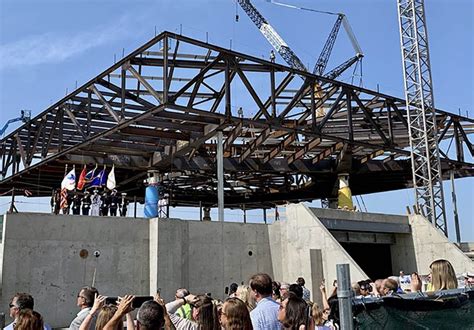 Rafael Viñoly Architects National Medal Of Honor Museum Topping Out