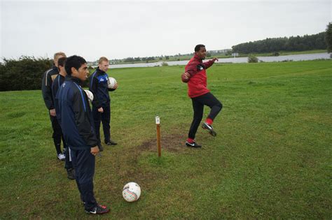 + body measurements & other facts. Patrick Kluivert voetgolft in Maurik | Patrick kluivert ...