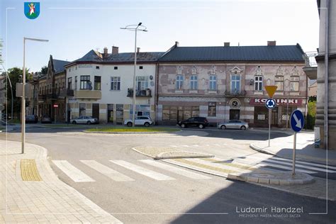 There are buses from krakow leaving from the bus station next to main railway station on the upper. Nowy Sącz. Zakończono remont ulic Grodzkiej i Kunegundy - Nowy Sącz Info