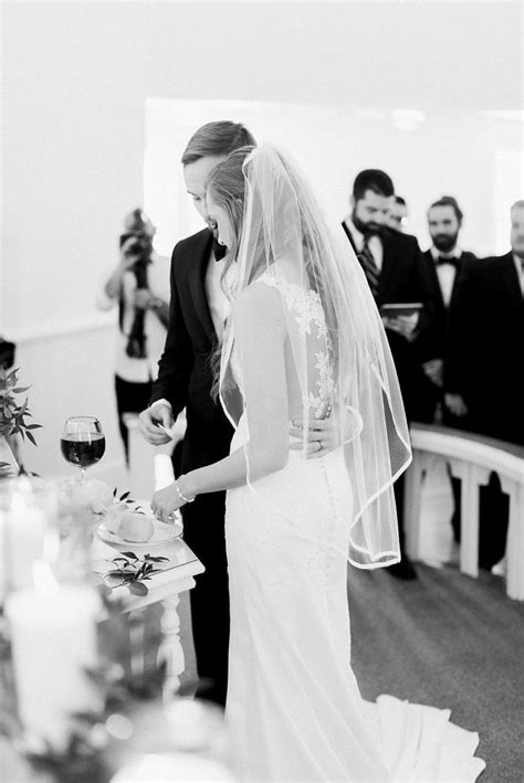 Lovely Intimate White Chapel Wedding Nicole And Cody The White Wren