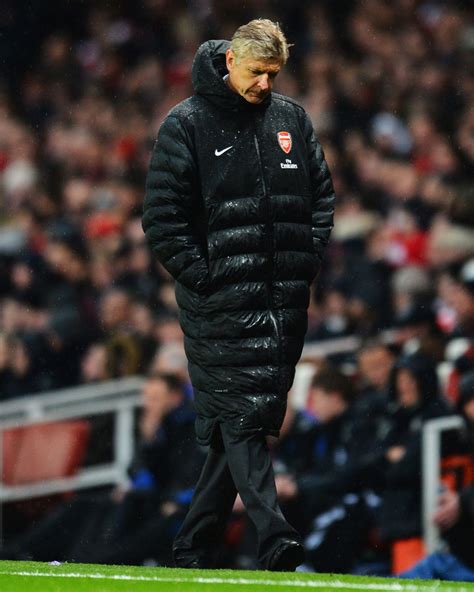 One Memorable Look Mr Arsène Wengers Oversized Touchline Coat The