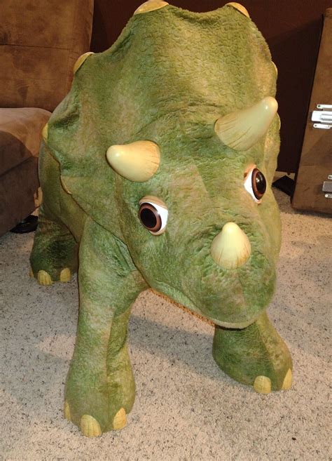 Playskool Kota My Triceratops Interactive Ride On Dinosaur Toyused Gd
